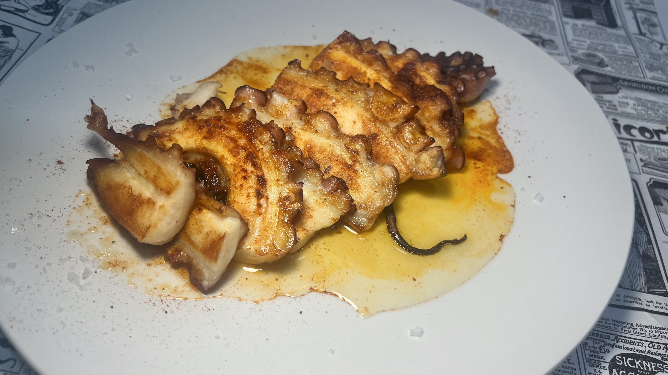 Ración de Pulpo Cocido en Plato - Imagen 5